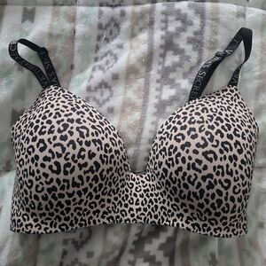 Victoria's Secret T-Shirt Bra 34DD